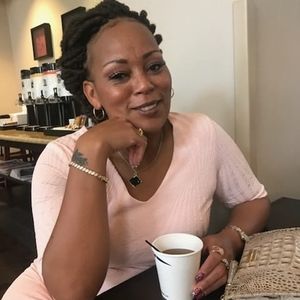 Meet your Posher, Gwendallyn